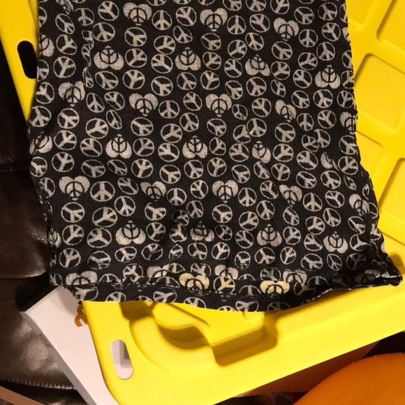 XL Peace and Love t-shirt - Picture 2 of 4